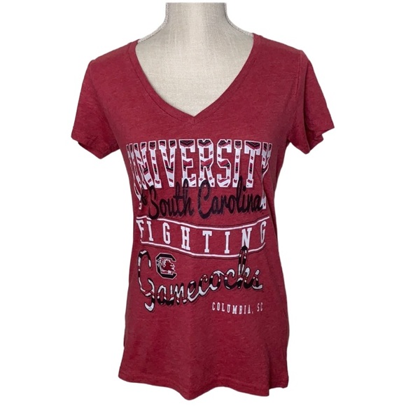 University of South Carolina Fighting Gamecocks V-Neck Tee Size XL (Runs Small) - Picture 1 of 13